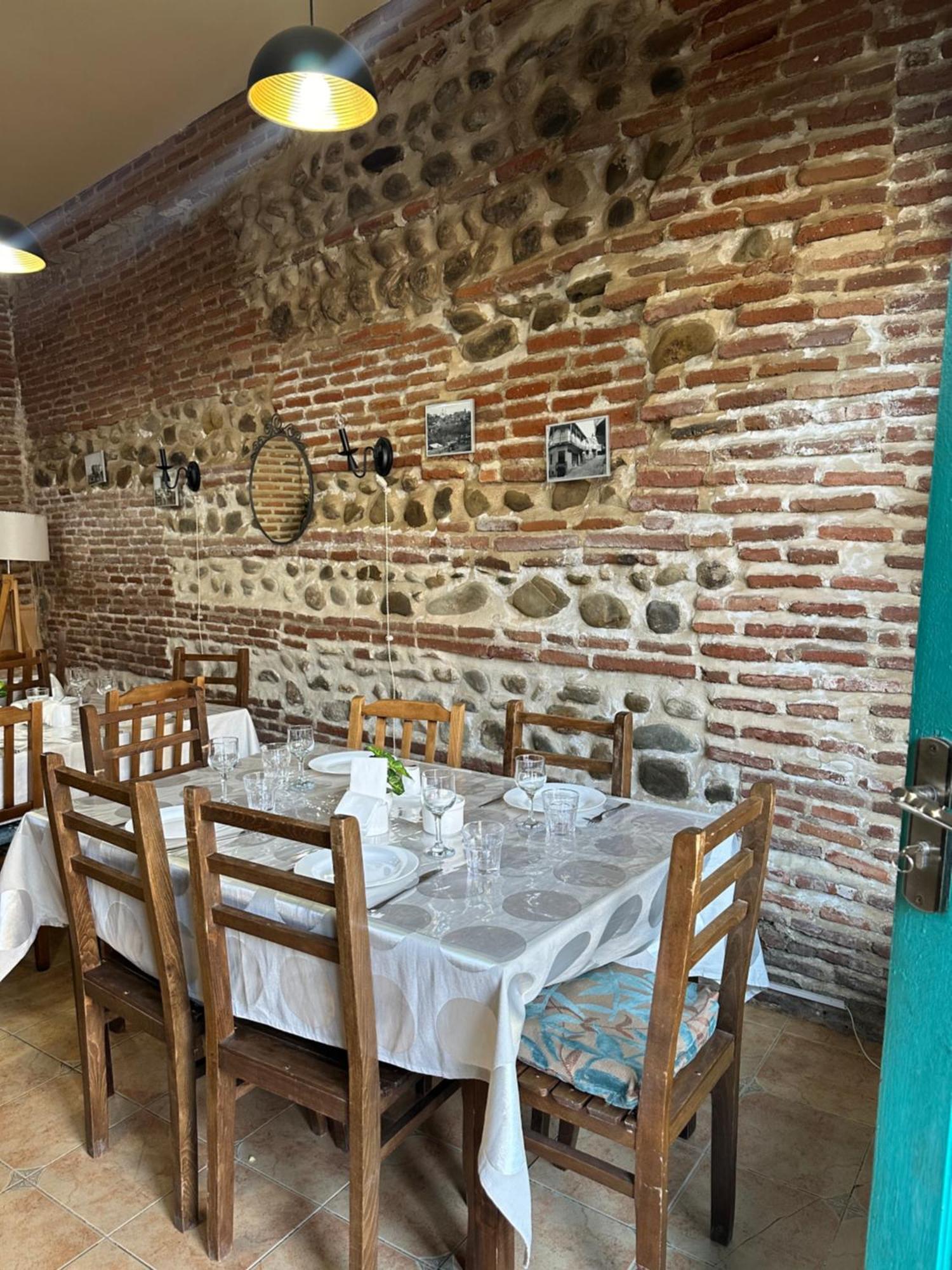 Hotel Golden Lion Sighnaghi Exterior foto