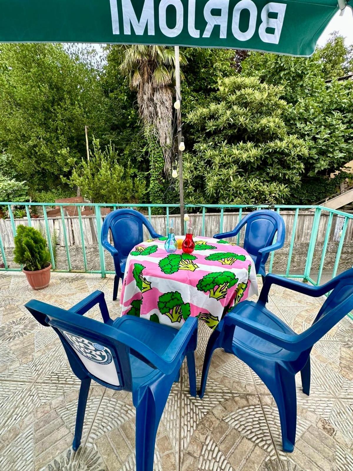 Hotel Golden Lion Sighnaghi Exterior foto