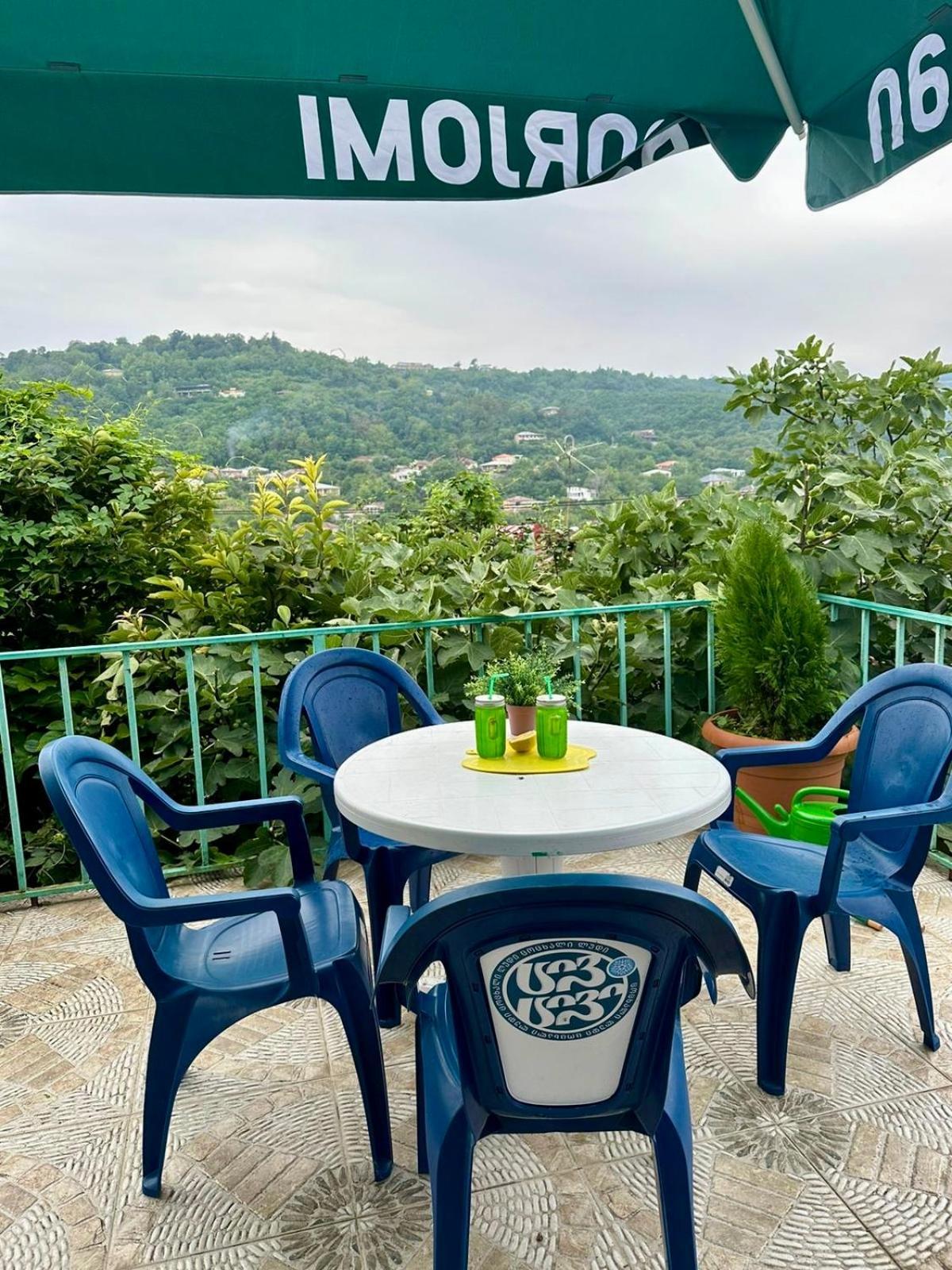 Hotel Golden Lion Sighnaghi Exterior foto