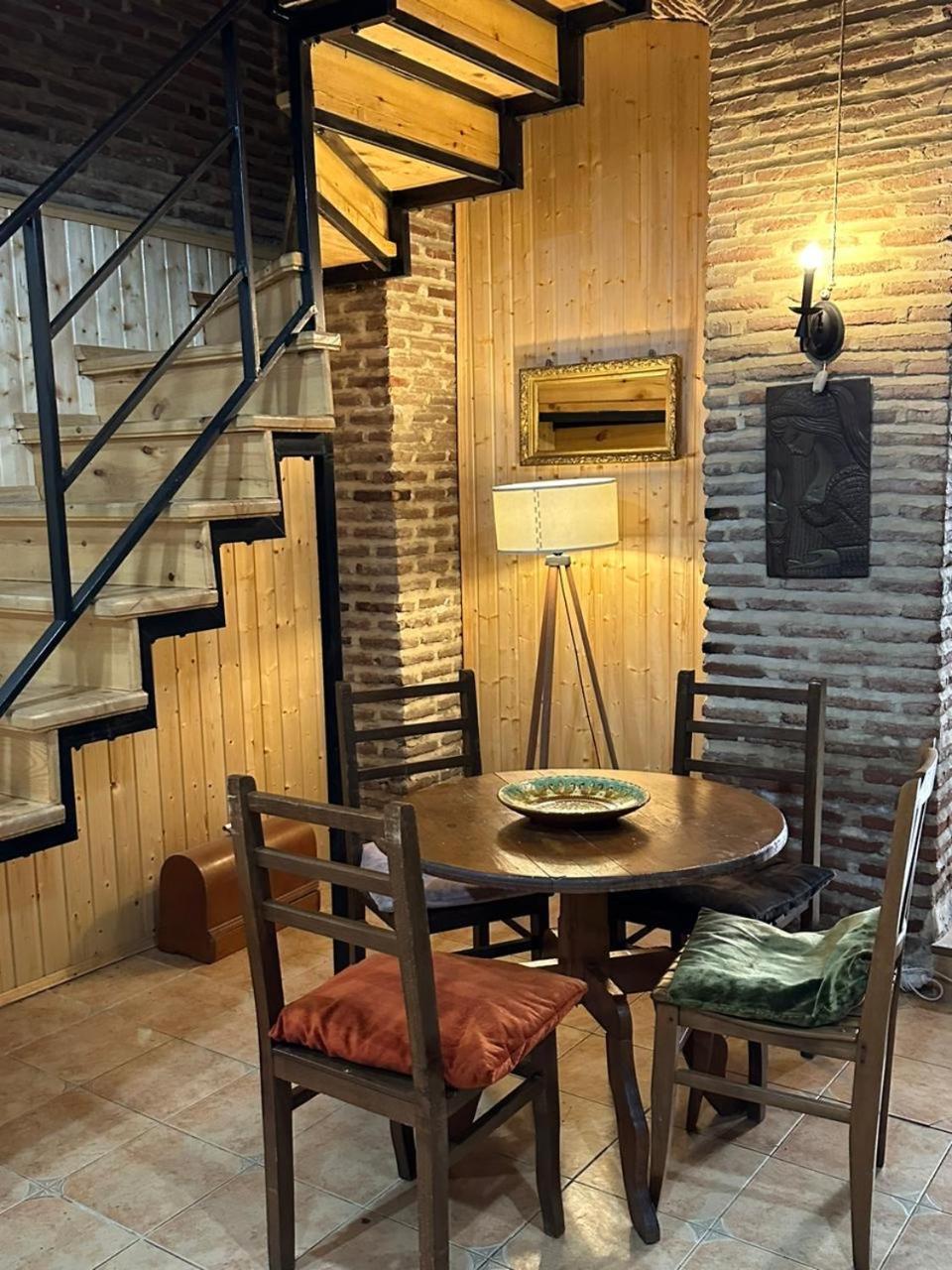Hotel Golden Lion Sighnaghi Exterior foto