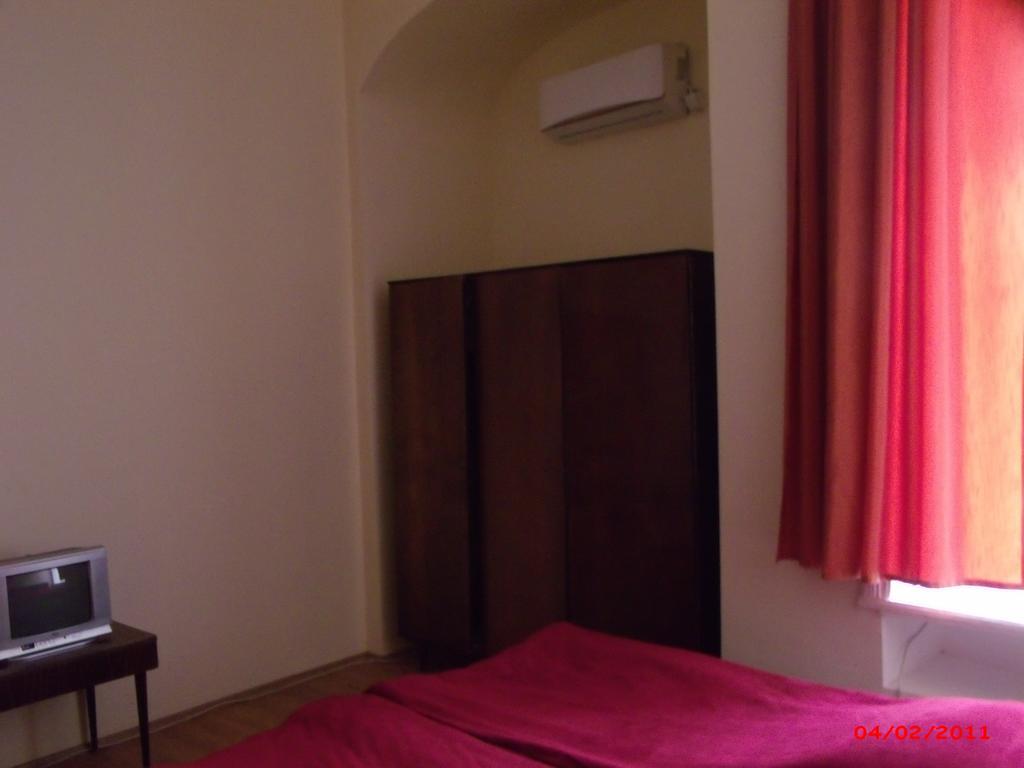 Hotel Golden Lion Sighnaghi Exterior foto